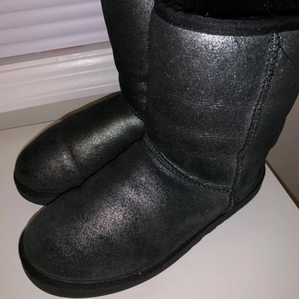 Ugg’s Size8